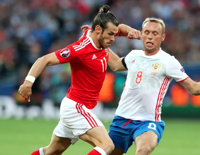 Bale marque à son tour