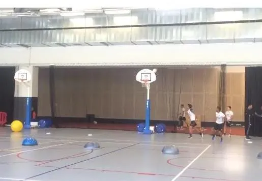 Le basket de Tolisso lors de la préparation de l&rsquo;OL