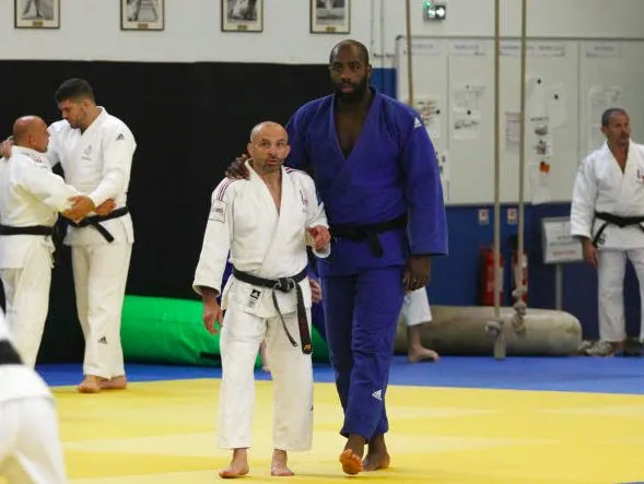 Quand Neymar encourage Teddy Riner