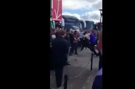 Bagarre entre fans de United et d’Everton sur une aire d’autoroute