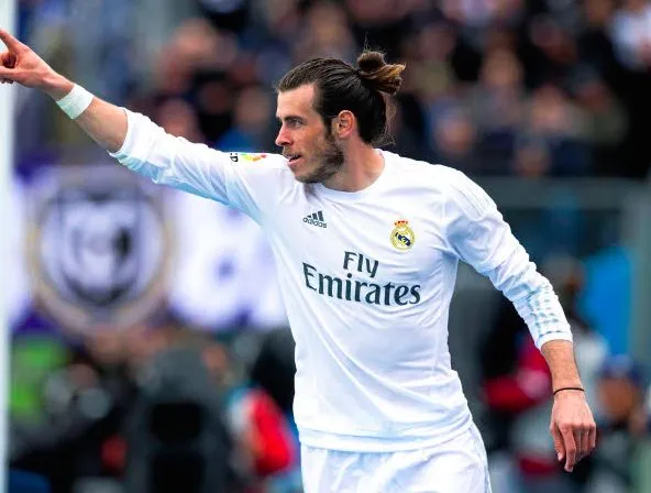 Bale sort le Real du trou