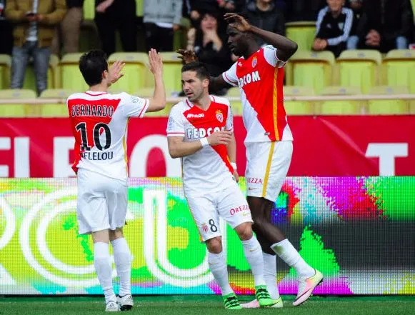 Monaco tient la cadence, Reims dans le rouge