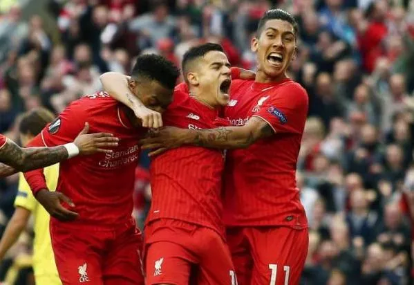 Liverpool coule le sous-marin jaune