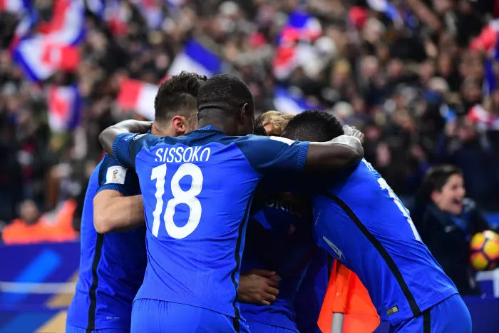 Le Stade de France et sa foule sentimentale