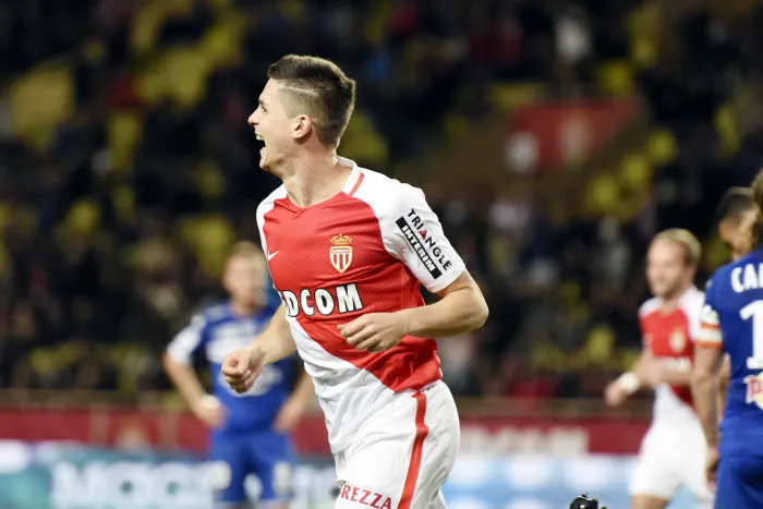 Monaco, le banc profond