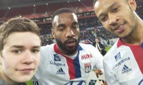 Lyon porte plainte contre un de ses supporters pour un selfie