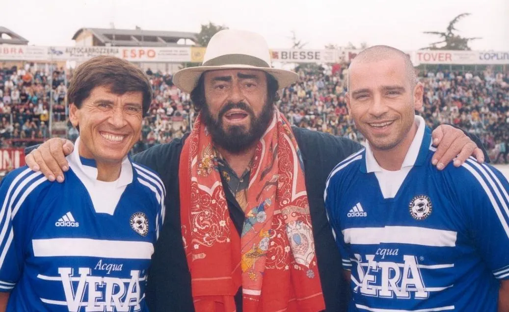 Luciano Pavarotti et son amour du ballon