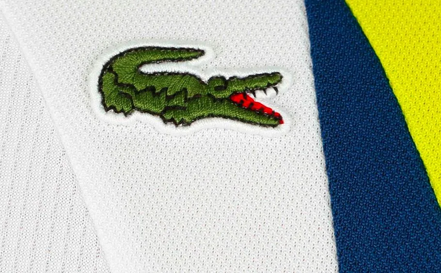 Quand le foot était mordu du survêtement Lacoste