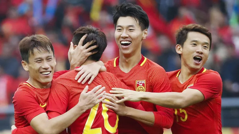 Les U20 chinois en D4 allemande : arrêtez ce cirque !