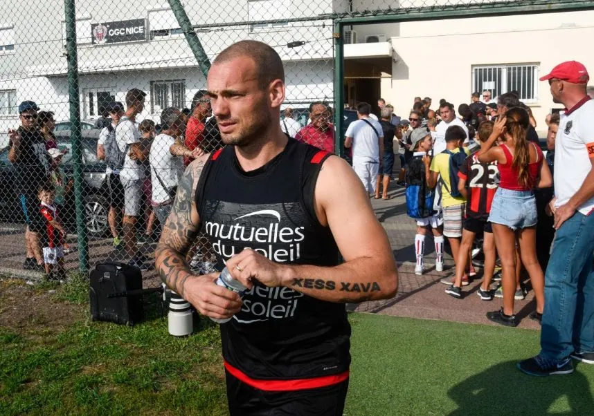 Wesley Sneijder est-il vraiment plus fort que Benjamin Nivet ?