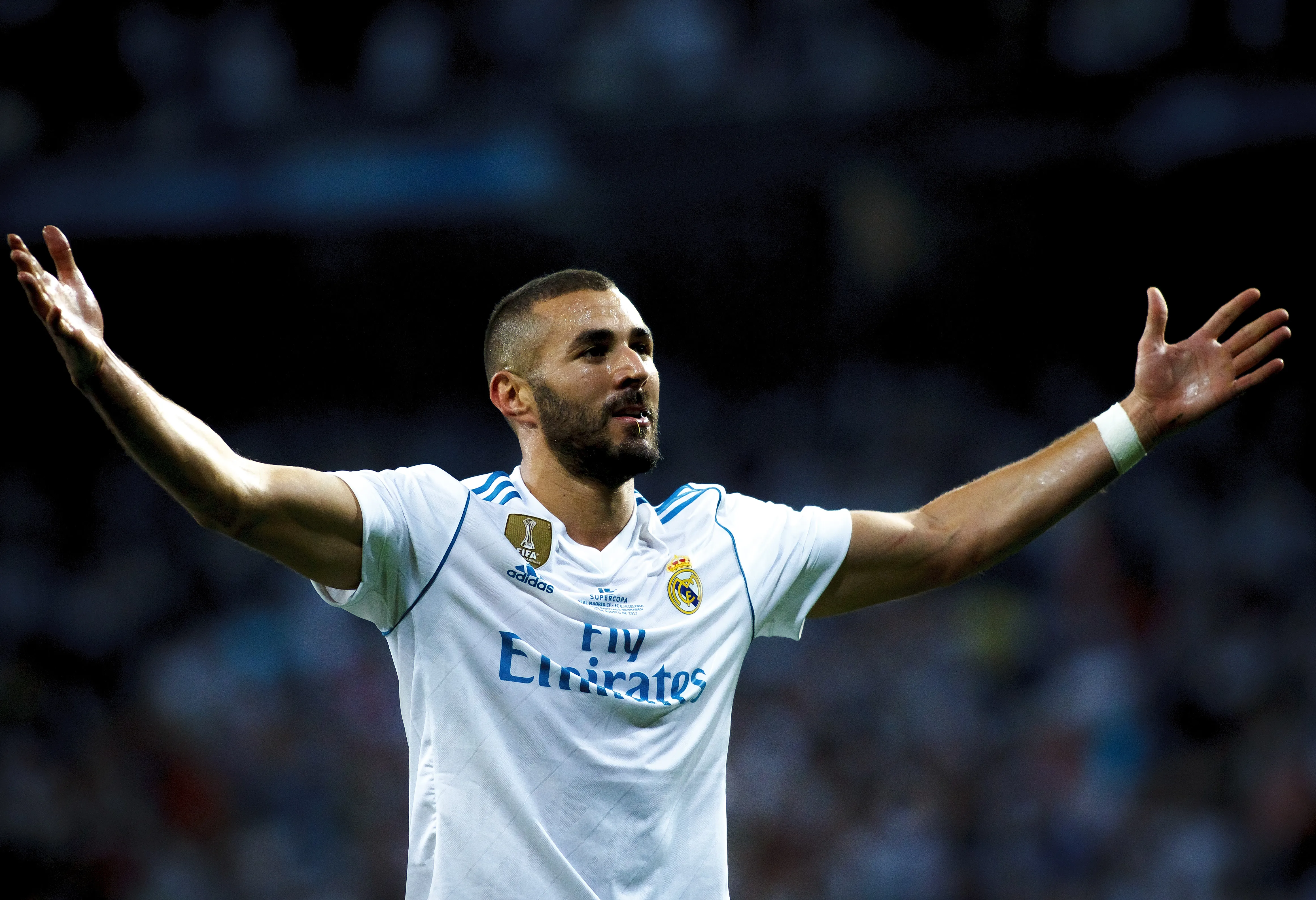 Benzema, la leçon qui met la pression