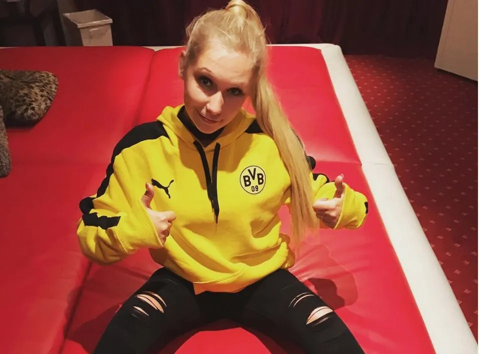 Lena Nitro : «<span style="font-size:50%">&nbsp;</span>Je pourrais tourner une scène avec Marco Reus<span style="font-size:50%">&nbsp;</span>»