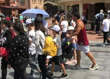 Tévez, Disneyland et les fans du Shanghai Shenhua