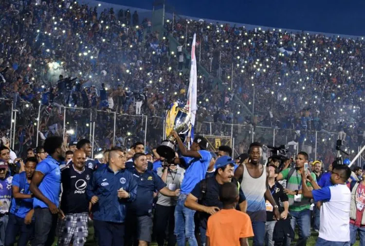 Quatre morts dans un stade au Honduras