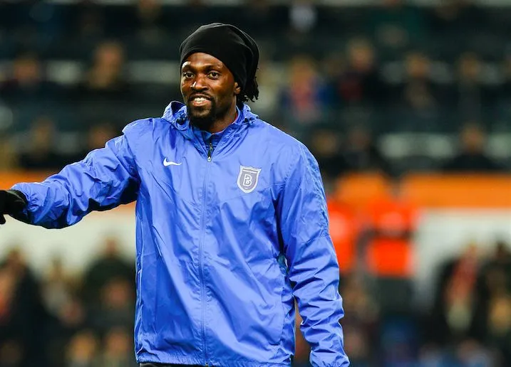 Adebayor, un Épervier ne meurt jamais