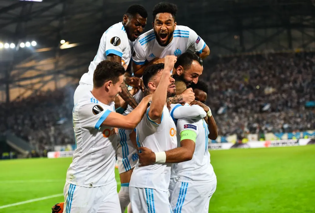 Marseille s&rsquo;en sort avec la chance et le Vélodrome face à Salzbourg