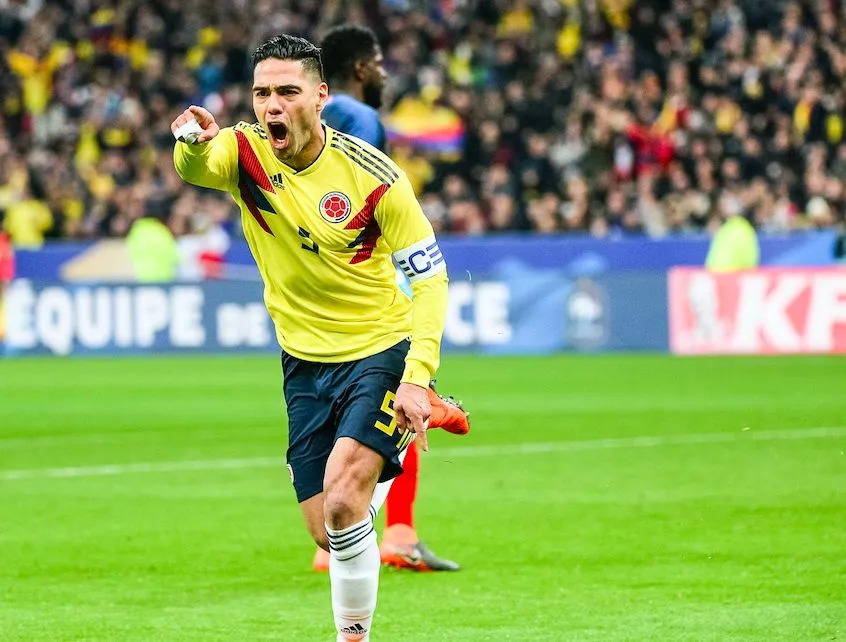 Falcao taille Mundial