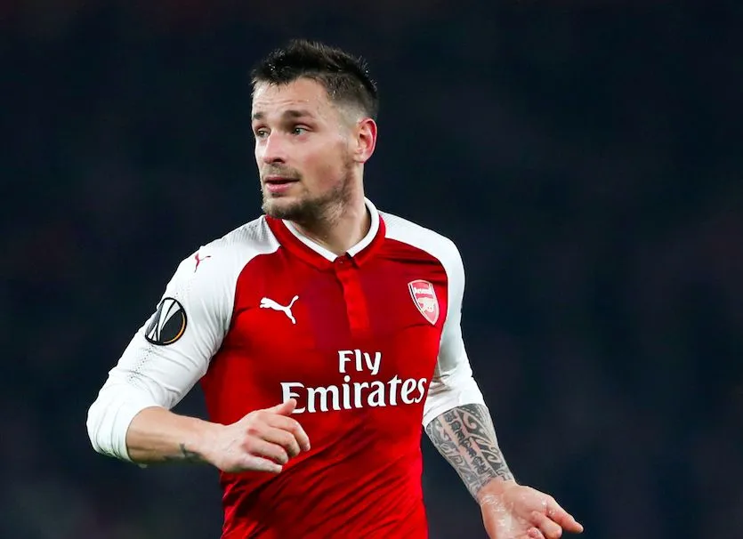 Tiens, Debuchy est revenu de nulle part