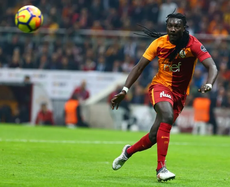 Gomis et Valbuena se neutralisent, Adebayor engrange