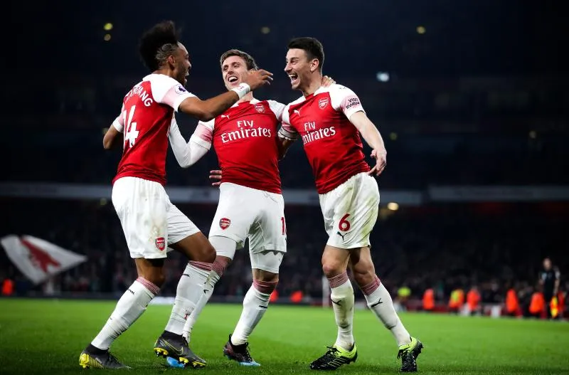 Liverpool et Arsenal frétillent, les Manchester font le boulot