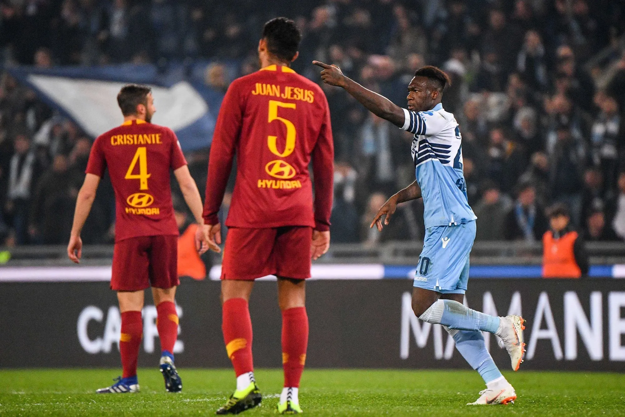 La Lazio dévore la Roma