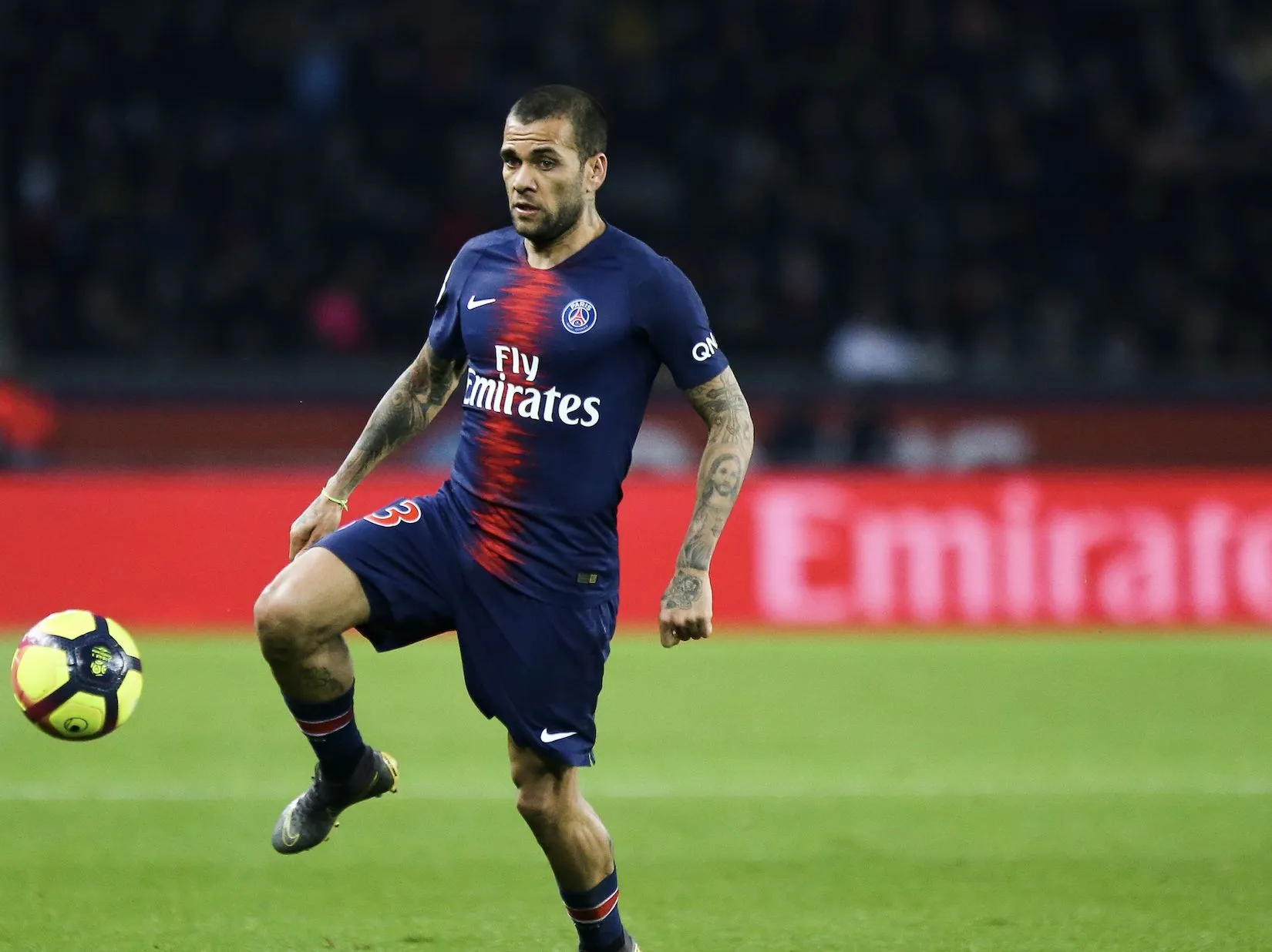 Dani Alves, l&rsquo;homme qui aboyait à l&rsquo;oreille du PSG