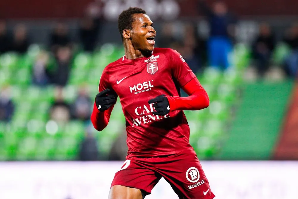 Metz et Brest s&rsquo;envolent vers la Ligue 1, vent de folie pour Béziers à Valenciennes