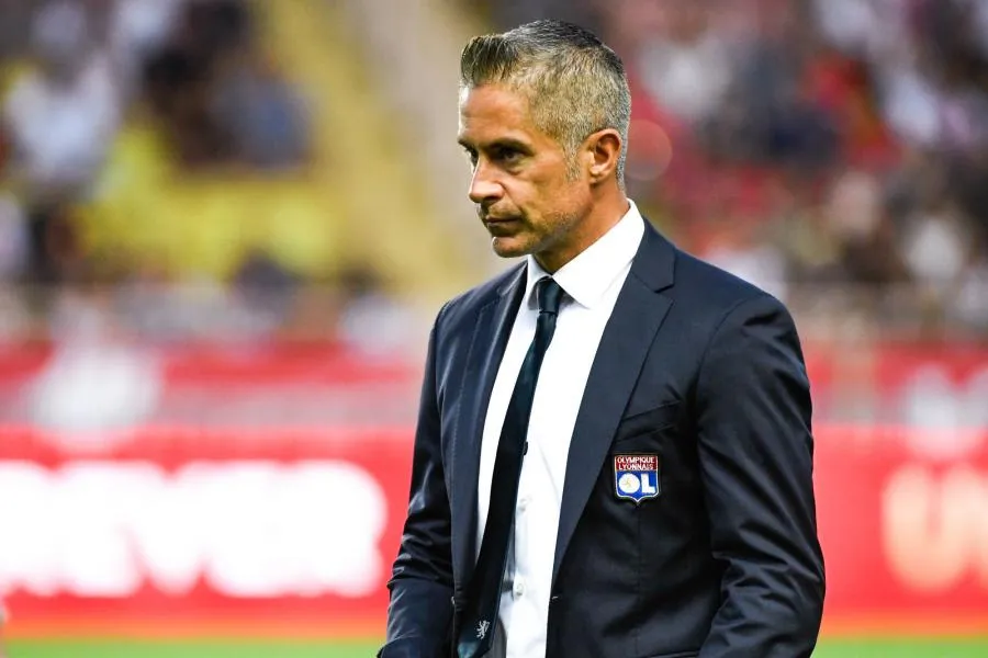 Sylvinho, tomber la chemise