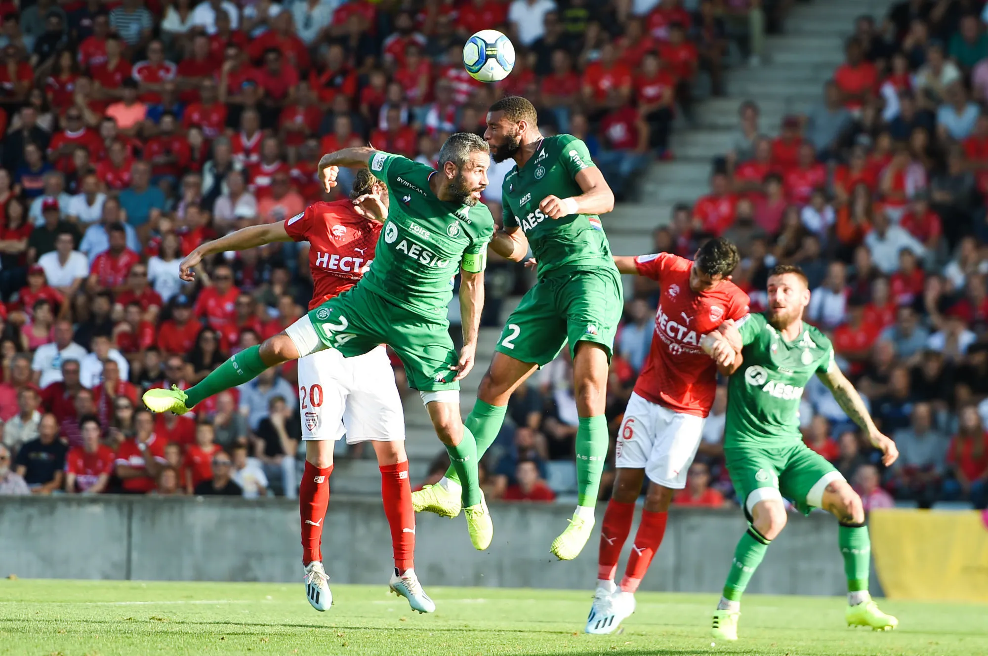 Saint-Étienne se rebiffe face aux Crocos