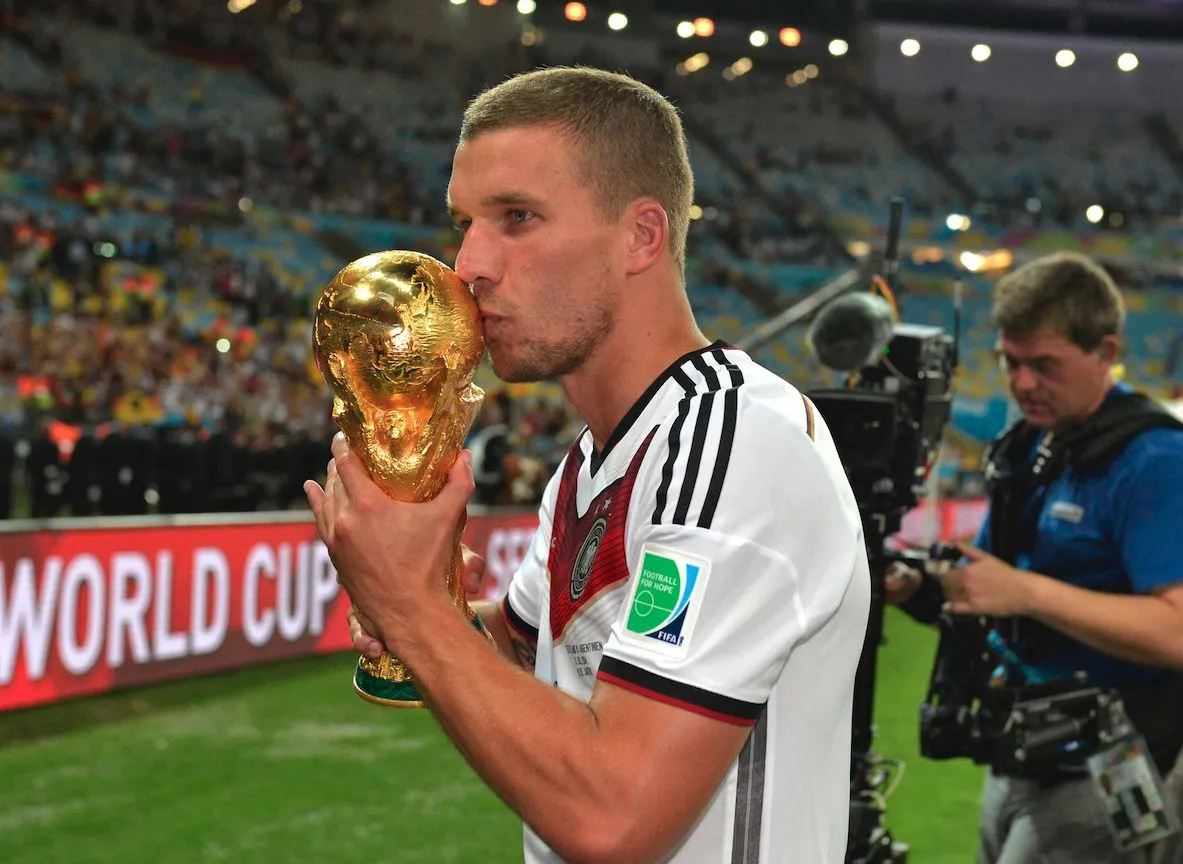 Lukas Podolski : «<span style="font-size:50%">&nbsp;</span>Champion du monde, c&rsquo;est pas écrit sur mon front, hein !<span style="font-size:50%">&nbsp;</span>»