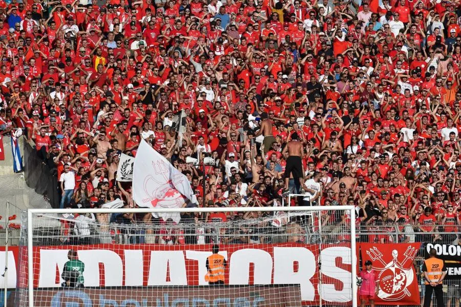 Les supporters nîmois racontent leur déplacement infernal à Marseille