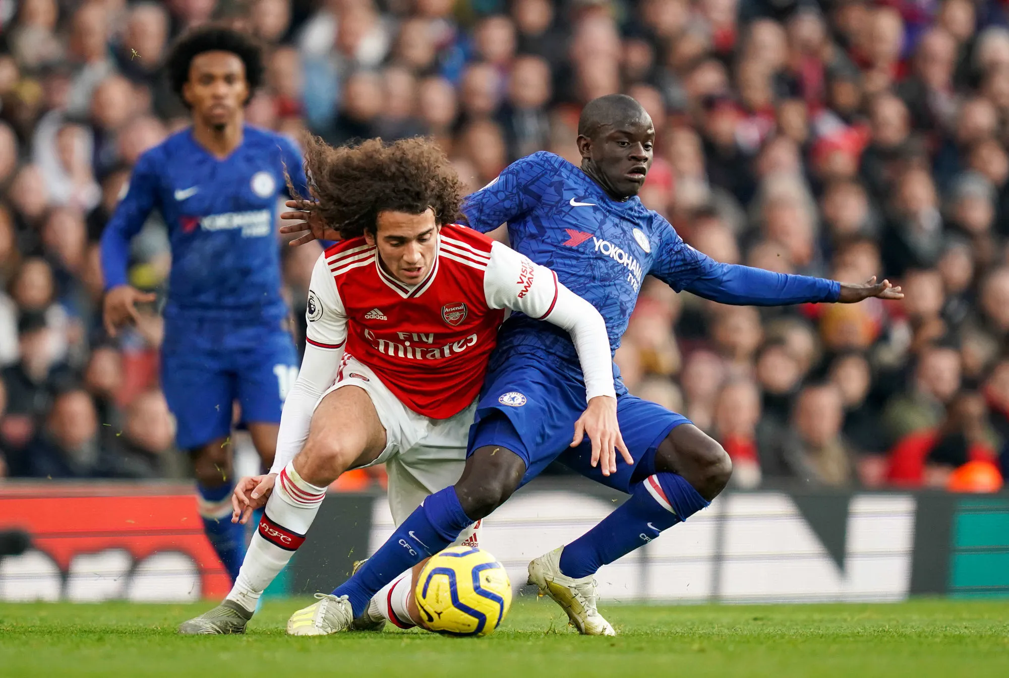 Chelsea retourne Arsenal, qui gagnait 1-0 avant de perdre 2-1 dans les dix dernières minutes