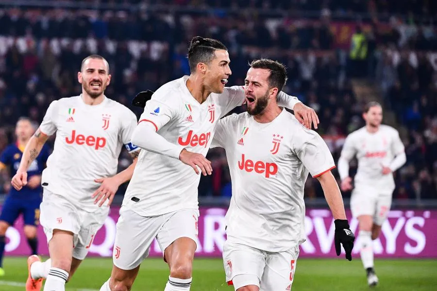 La Juve fait le boulot à Rome