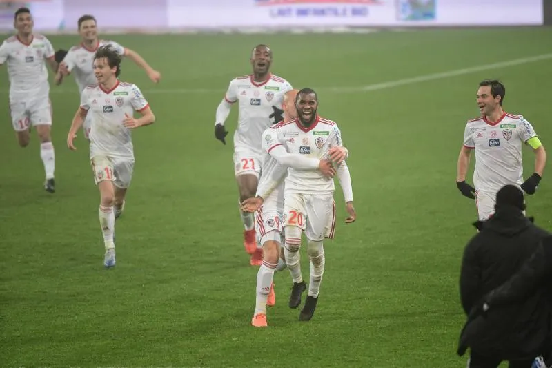 Lorient et Ajaccio arrachent la victoire, Guingamp s&rsquo;effondre à Orléans