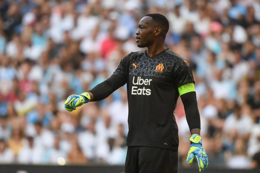 Steve Mandanda, la course contre le temps