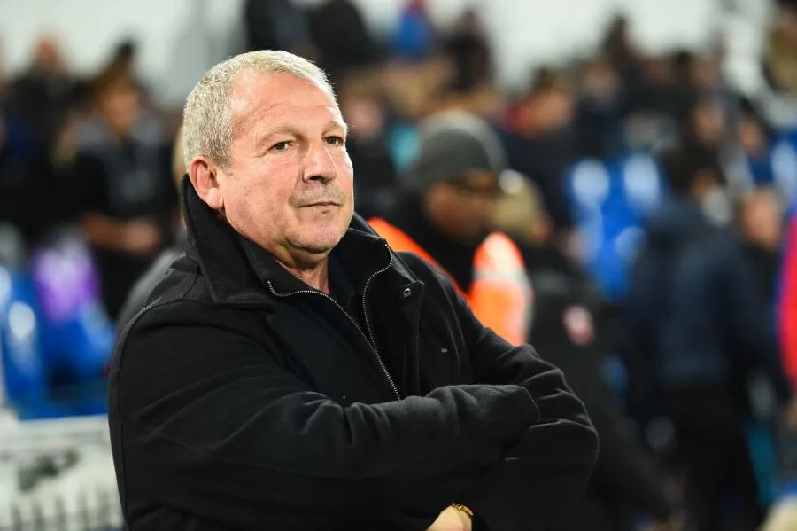 Rolland Courbis : « Mentir, c&rsquo;est parfois simplement cacher la vérité »