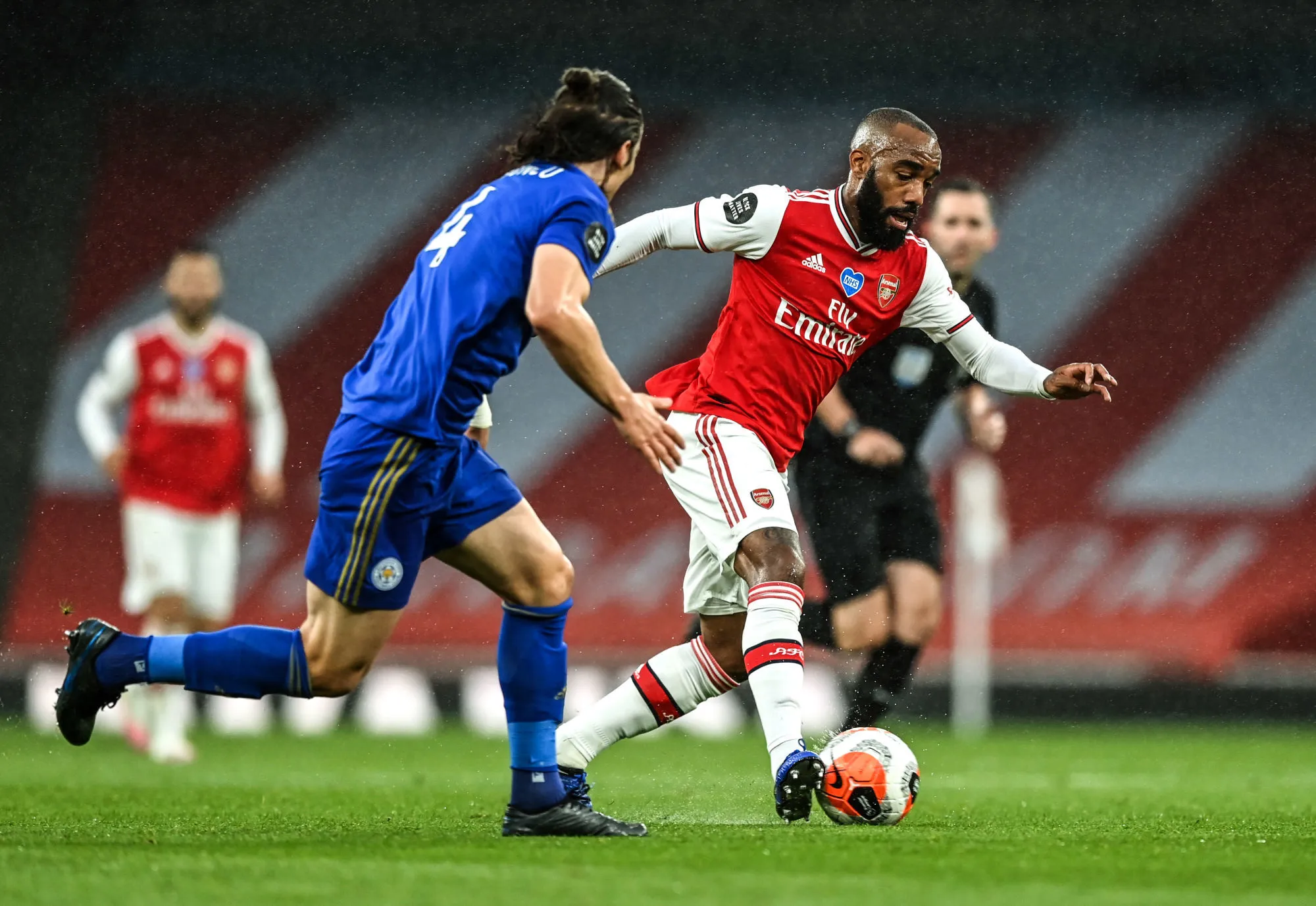 Leicester résiste à Arsenal, qui a mené tout le match avant de se faire égaliser sur la fin à dix contre onze