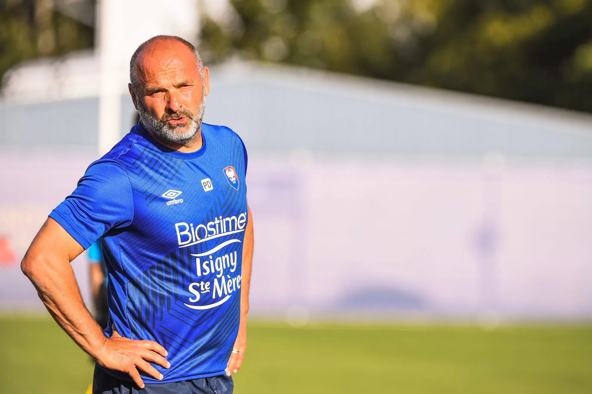 Le foot est-il vraiment un sport viril, comme le dit Pascal Dupraz ?