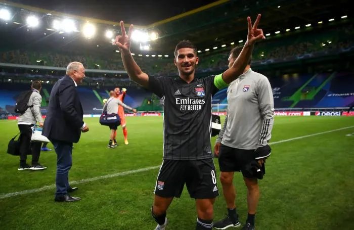 Houssem Aouar, taille patron avec Lyon contre Manchester City