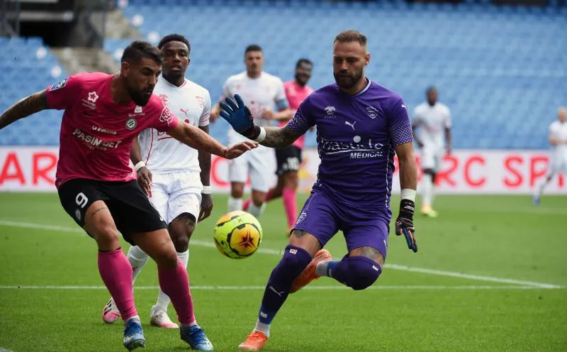 Le derby dans la poche de Nîmes