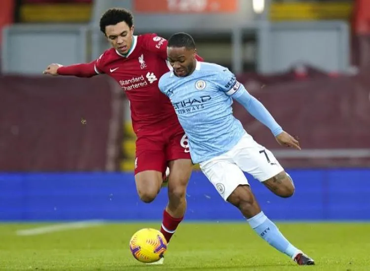 City plume Liverpool et creuse l&rsquo;écart en tête