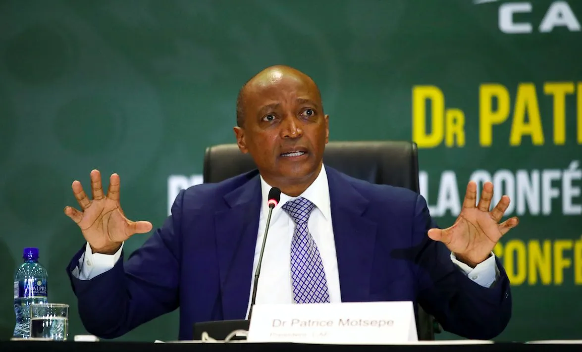 Qui est Patrice Motsepe, le nouveau patron du football africain ?