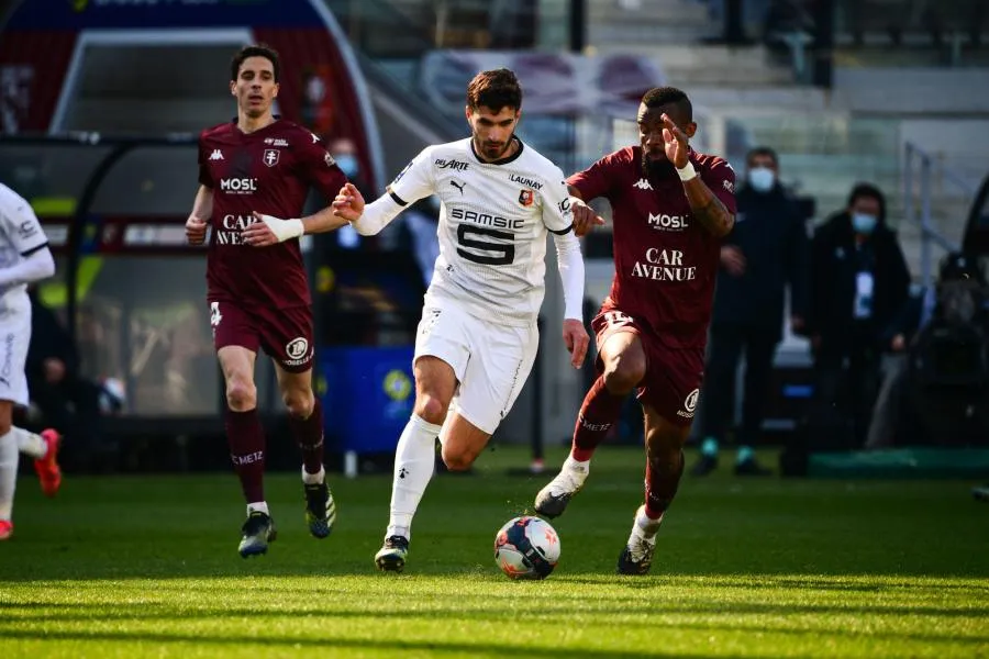 Rennes enchaîne et double Metz