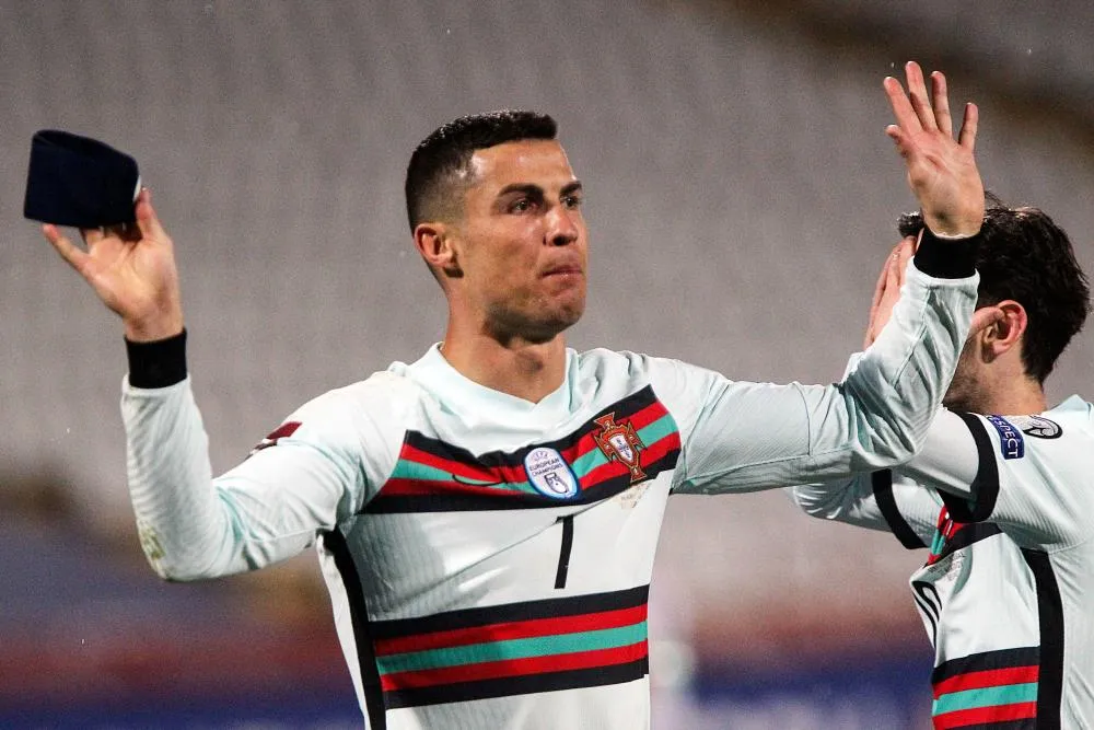 Le clash de la rédac&rsquo; : Cristiano Ronaldo a-t-il eu raison de quitter le terrain contre la Serbie ?