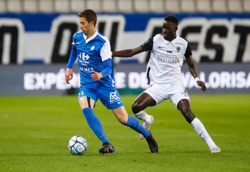 Grenoble élimine le Paris FC et affrontera Toulouse