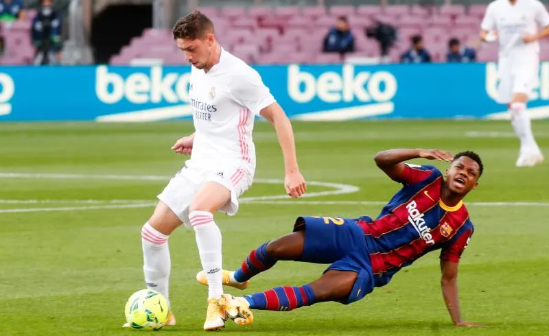 Le Real fait plier le Barça