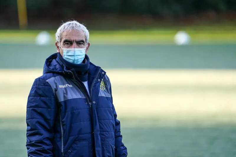 On était à la présentation de Raymond Domenech au FC Nantes