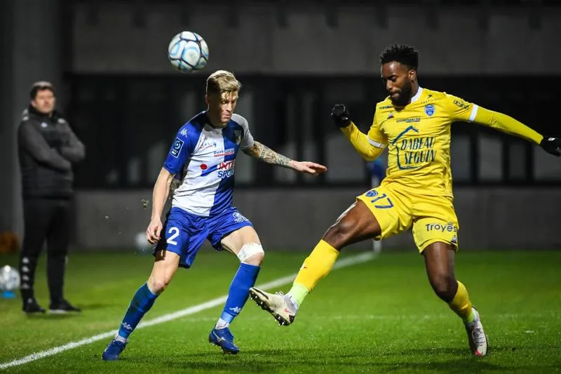 Troyes et Paris tenus en échec, Amiens se replace