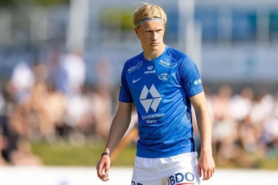 Albert Tjaaland, au nom du cousin