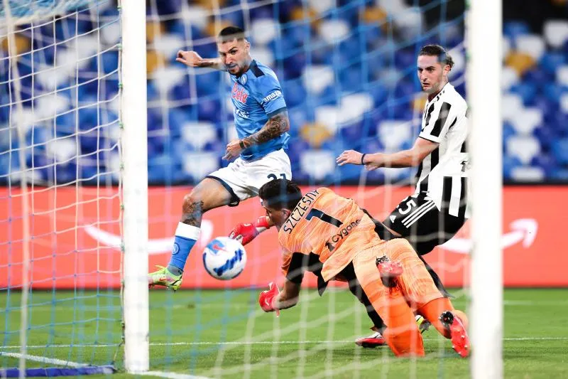 Le Napoli enfonce la Juve